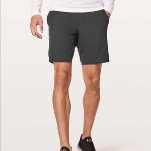 Lululemon In Mind Short 9” - Navy Blue